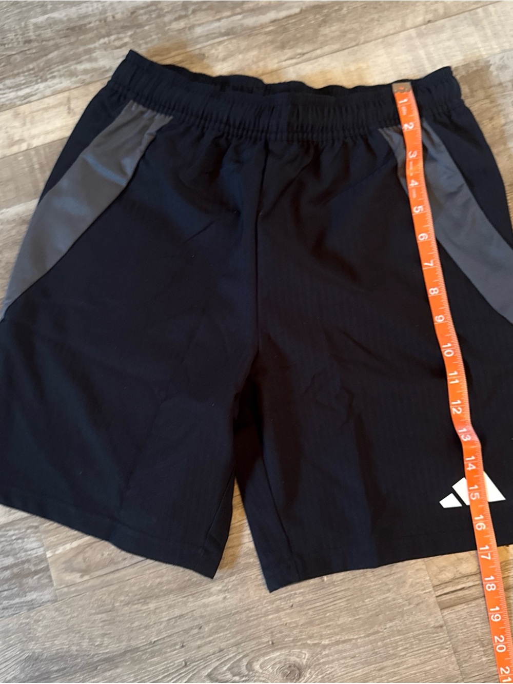 Adidas Boy Black Athletic Shorts with Gray Panels size L (Boy) - Picture 5 of 6